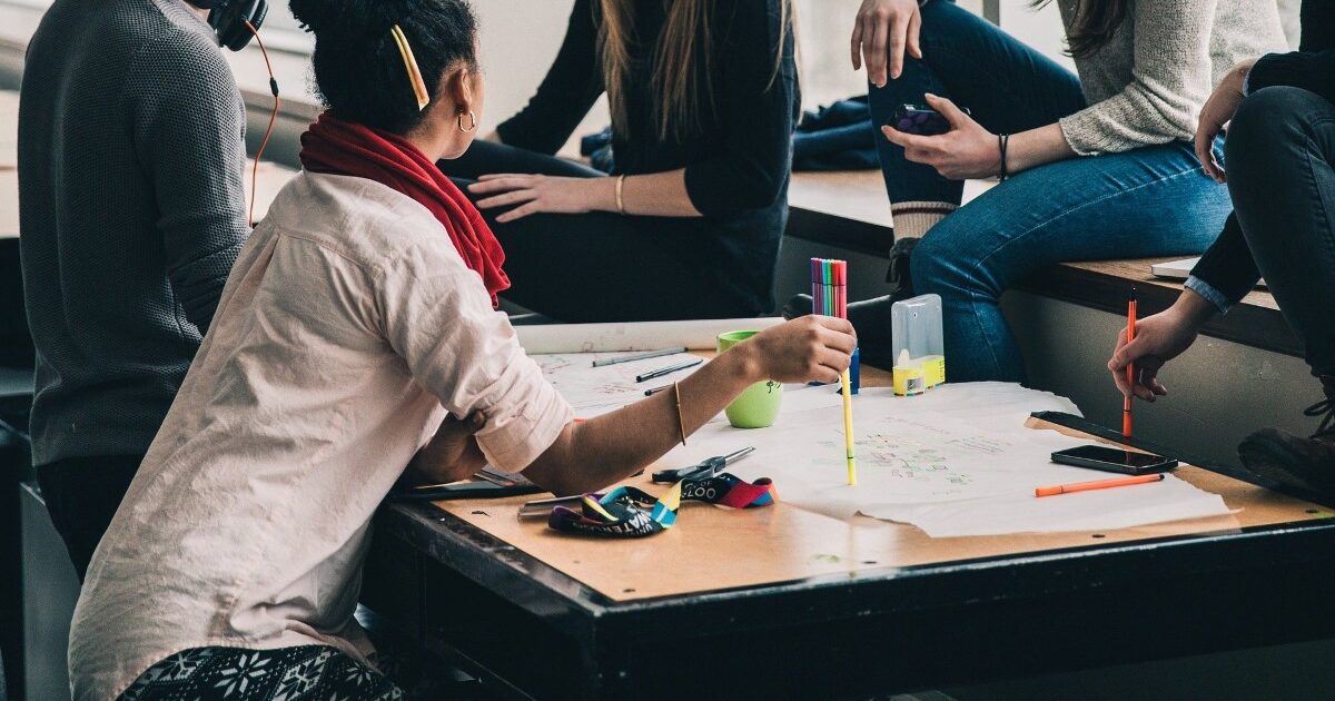 Le Campus Connecté Tulle Corrèze accueille étudiants et adultes en reconversion pour suivre des formations supérieures en distanciel